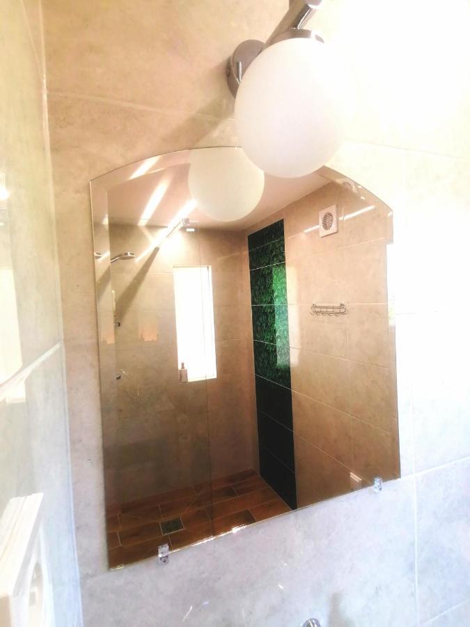 Barkoca Es Szepkilatas Vendeghaz / Cabin Kismaros Exterior photo